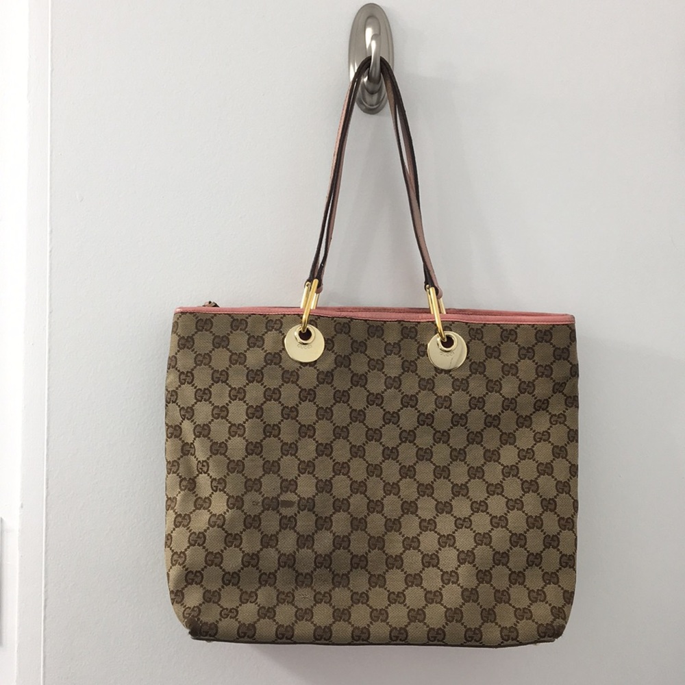 *Authentic* Vintage Gucci bag w pink leather trim
